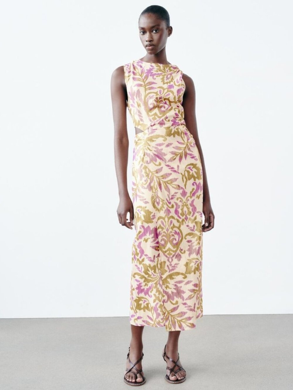 Zara Midi Dress with Shimmering Thread and Print